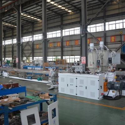 acheter 20-110 mm HDPE PPR CE Standard Pipe Production Line online manufacture