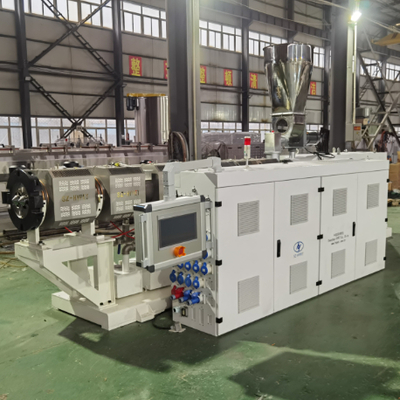 acheter Shenzhen HYPET PS65/75/90/110/112/125/130/150/160 Parallel Twin Screw Plastic Extruders online manufacture