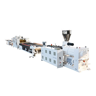 acheter Ligne en bois et en plastique d'extrusion de profil pour faire le conseil de Decking de Wpc online manufacture