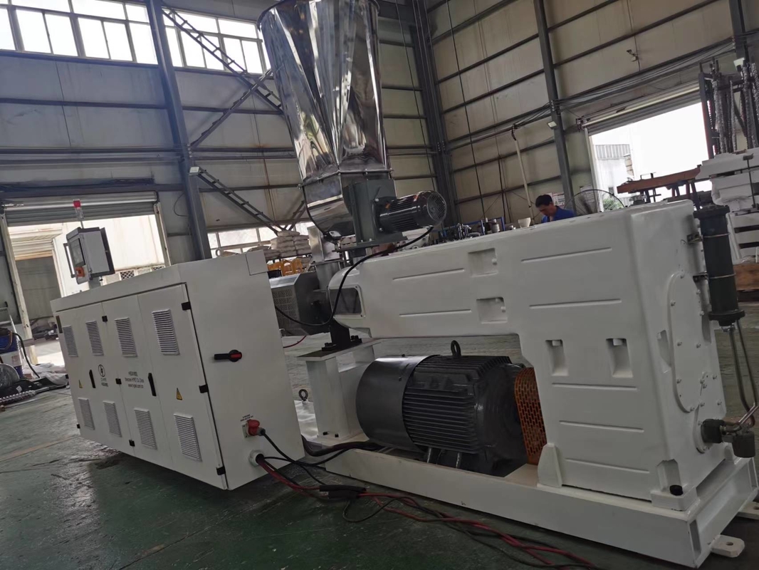 Fabriqué en Chine UPVC CPVC OPVC PVC extrudeuse à double vis parallèle HYPS92/28 avec une capacité de sortie élevée et moins de puissance