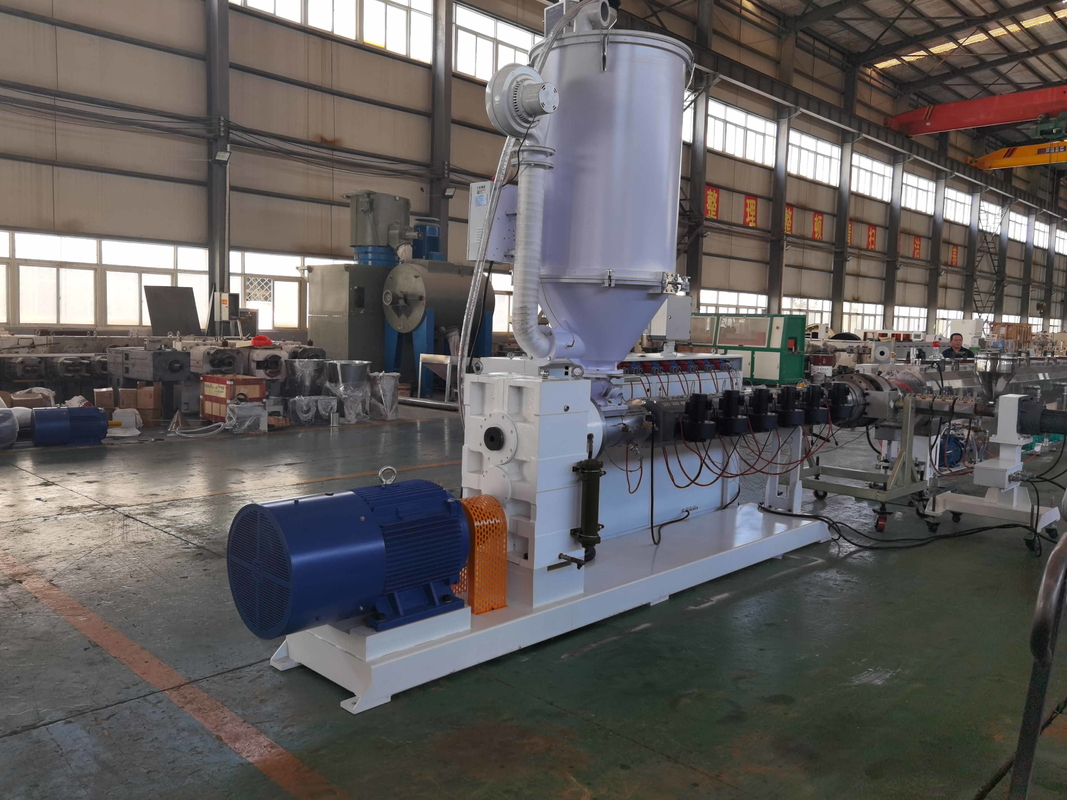SJ150/28 90kw 380kg/h haute efficacité Extrudeuse à vis unique à grande puissance en PE HDPE PE à poids moléculaire ultra élevé pour tuyaux