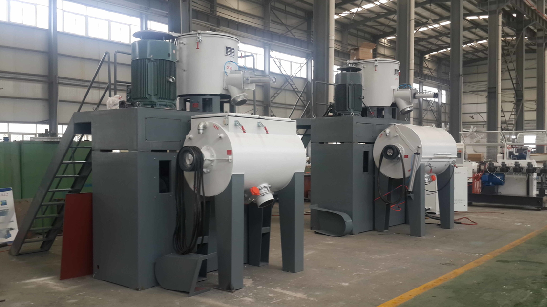 PLC contrôle automatique double vitesse gros mélangeur de taille célèbre onduleur gros mélangeur machine 1000/3500L pour plastique gra