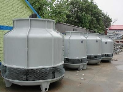 Capacité de refroidissement élevée Tour de refroidissement à grand volume 150t HYCT150 Application pour le refroidissement à l'eau