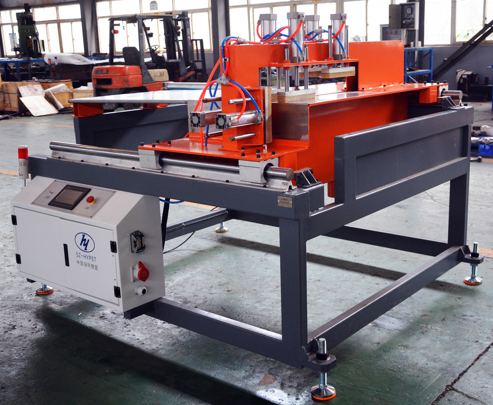 2200 / 2600 mm PP machine à grille creuse 150kw puissance PP ligne d'extrusion de carte creuse