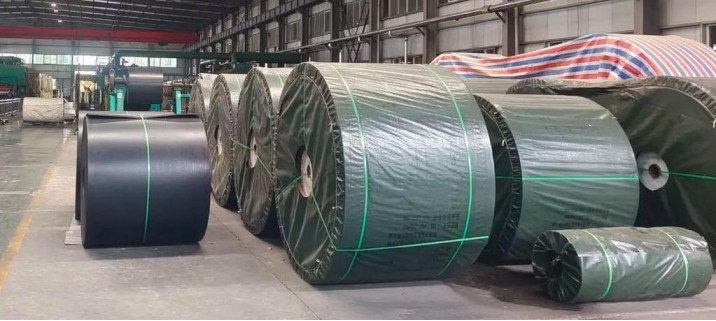 800-1400mm PVC/PVG ligne de production de bande transporteuse de mine de charbon