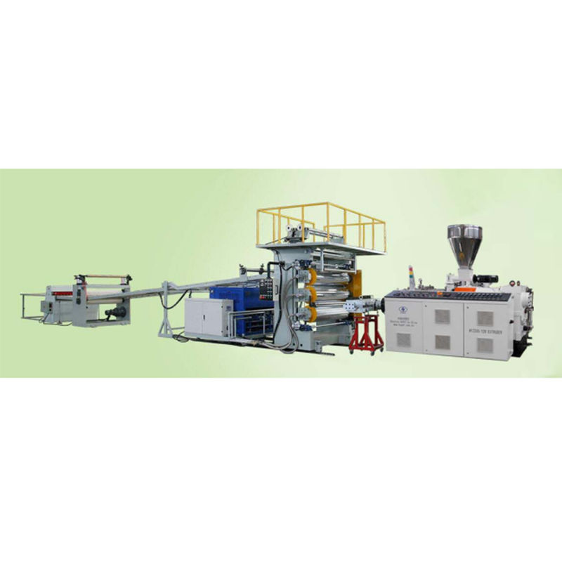 Machine de feuille de panneau de PVC/ligne d'extrusion de panneau d'imitation de PVC formule élevée de calcium 12t/jour
